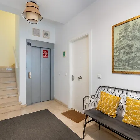 Veoapartment Alhondiga Bajo Apartamento Sevilla